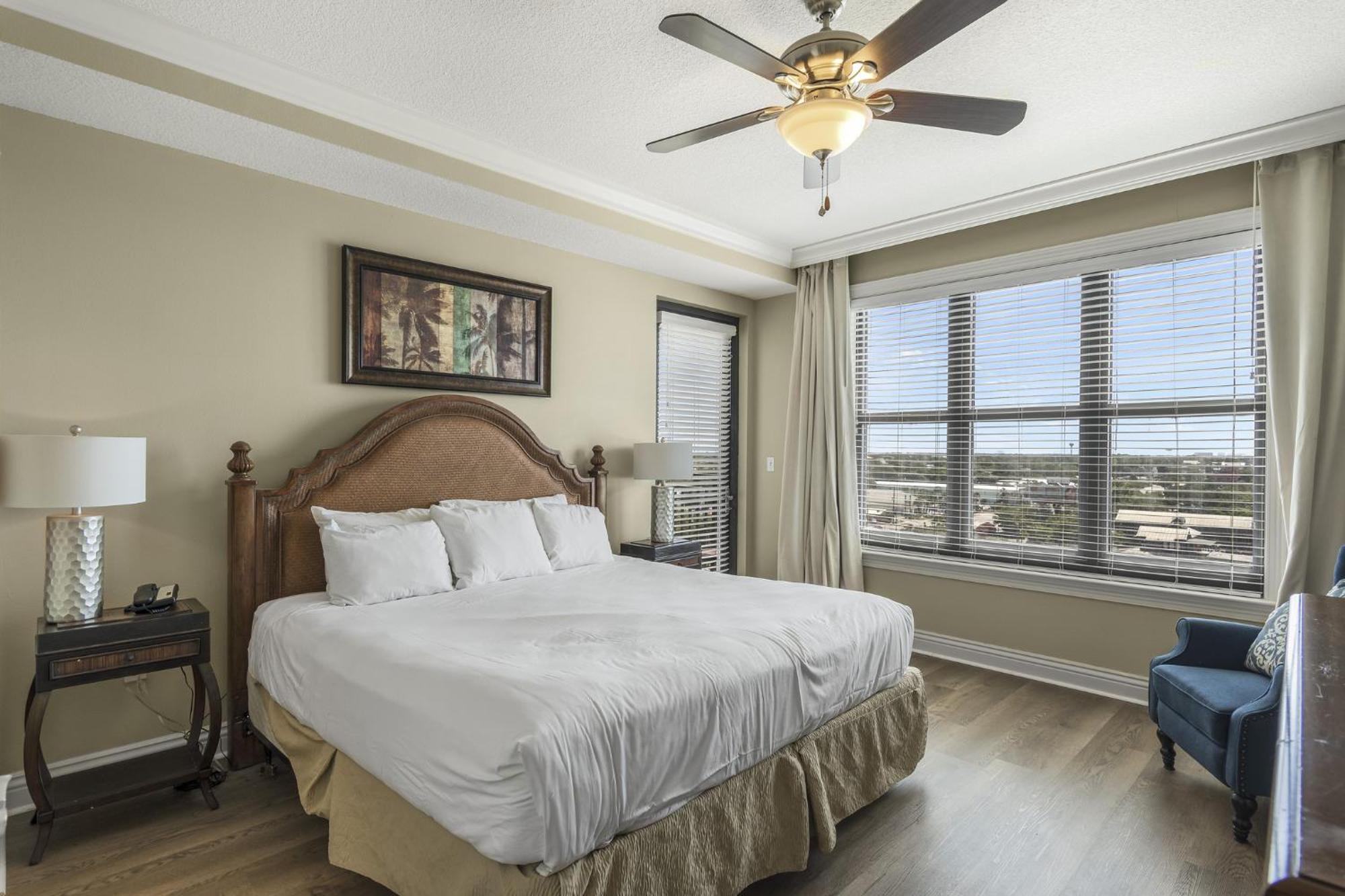 Harborwalk Village Two Bedroom Vacation Rental Destin Exterior photo